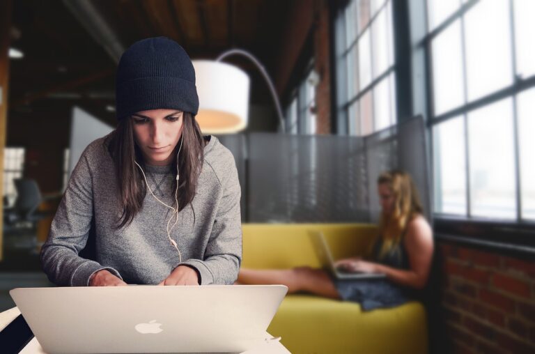 How-to-communicate-the-culture-of-a-coworking-space
