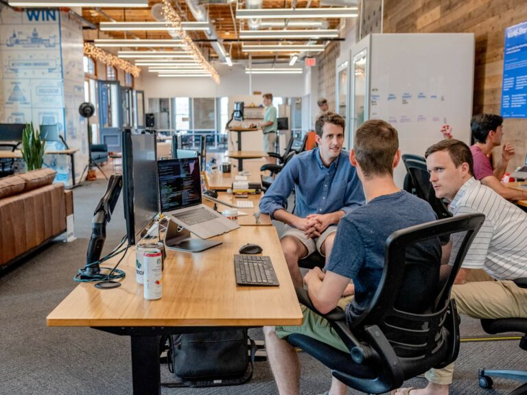 Le-coworking-optimiser-travail-collaboratif-et-innovation