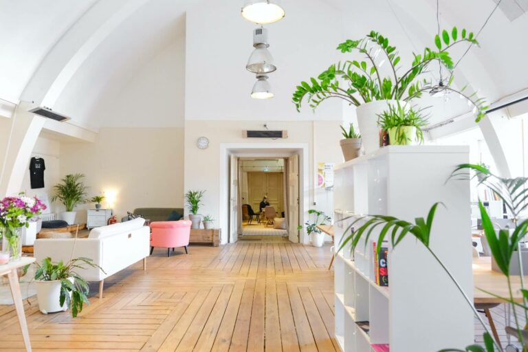 Les-espaces-de-coworking-Un-nouveau-mode-dorganisation-du-travail