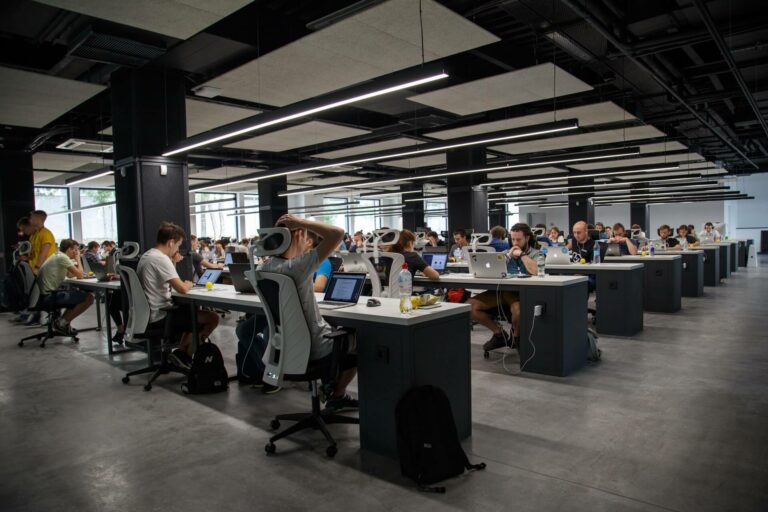Tout-ce-que-vous-devez-savoir-sur-un-centre-daffaires