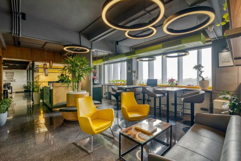 What-are-the-disadvantages-of-coworking