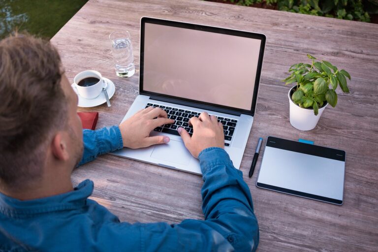 Is-shared-office-a-healthy-choice-for-startups