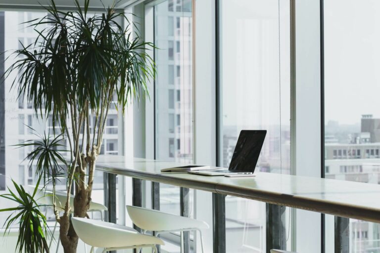 What-are-dedicated-coworking-desks